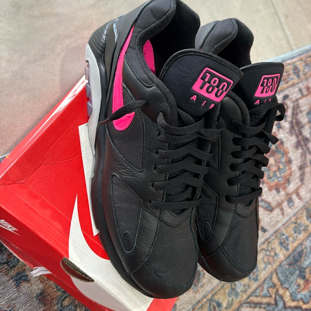 Men’s Airmax 180 size 12